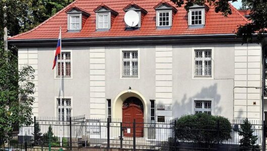 Польща планує забрати будівлю генконсульства Росії через борги