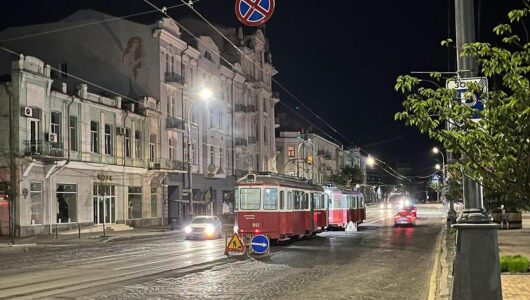 Аномальна спека спотворила трамвайні рейки у Вінниці