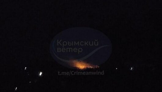 В Керчі пролунали вибухи, спалахнув пожежа – користувачі соцмереж повідомляють