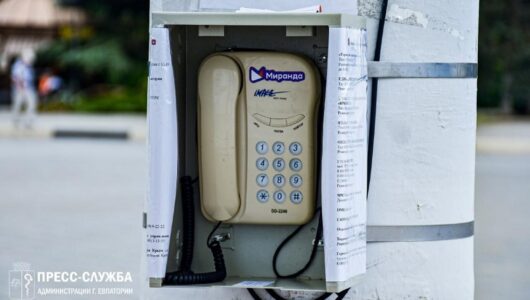 В окупованому Криму повертають стаціонарні телефони