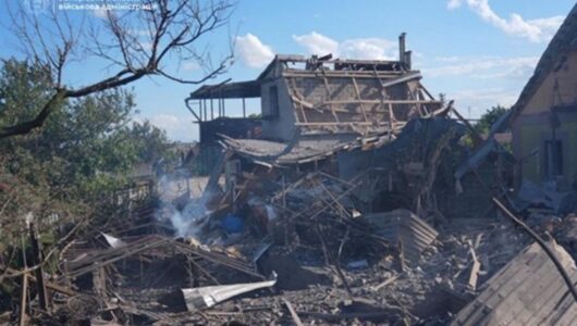 Окупанти завдали удару по Запорізькому району, під завалами можуть залишатися люди