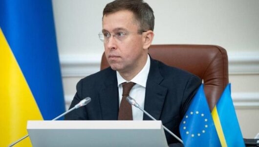 Прем’єр оголосив про виплати для військовослужбовців та їхніх родин