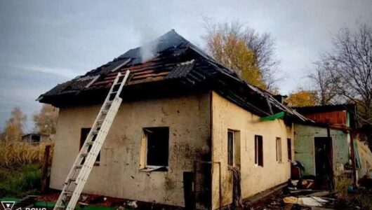 Окупаційний дрон влучив в житло на Чернігівщині