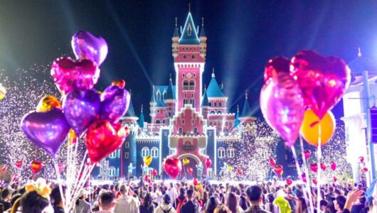 Споживчий ринок Китаю у святкові дні демонструє стабільне зростання
