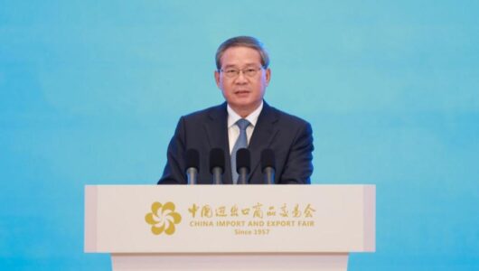 Прем’єр Державної ради КНР заявив про намір Китаю просувати високоякісний розвиток і розширювати зовнішню відкритість високого рівня
